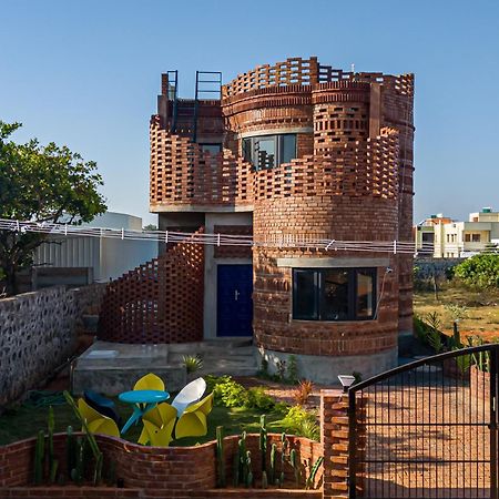 Pool Villa-House Of The Dancing Cactus Puduččéri Exteriér fotografie